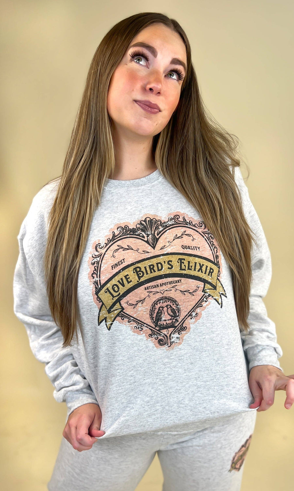 Holiday Vintage Label Graphic Sweatshirt