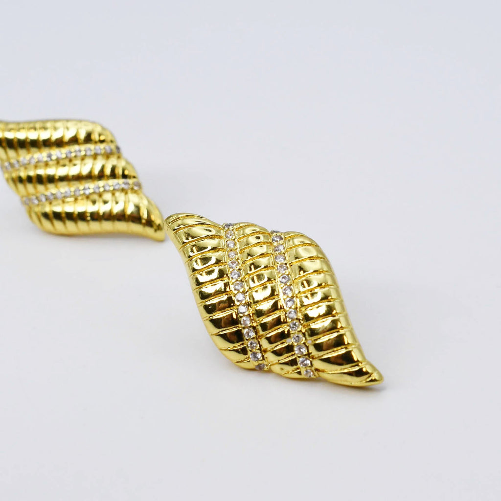 Aura Stud