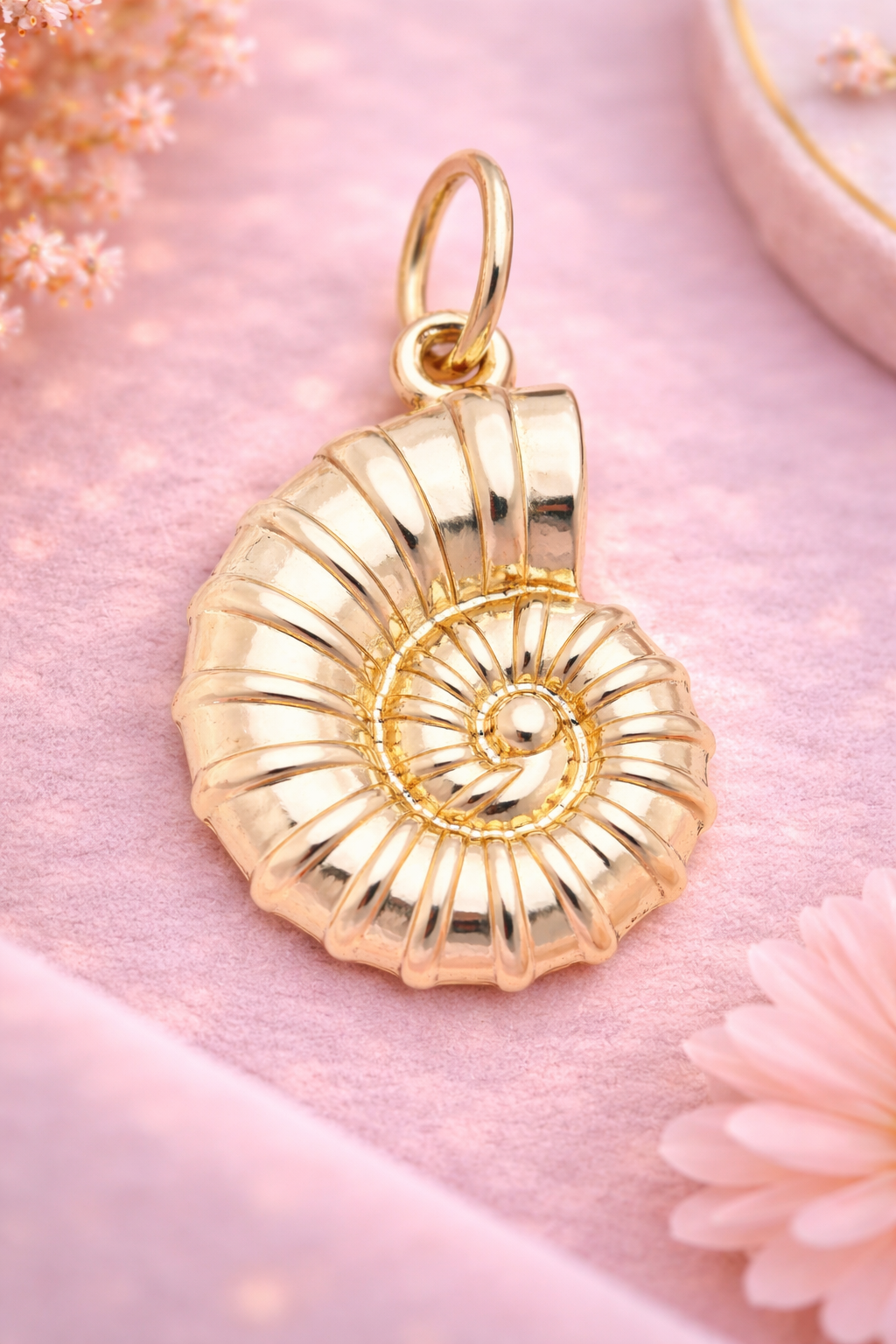 Coastal Shell Glow Charm