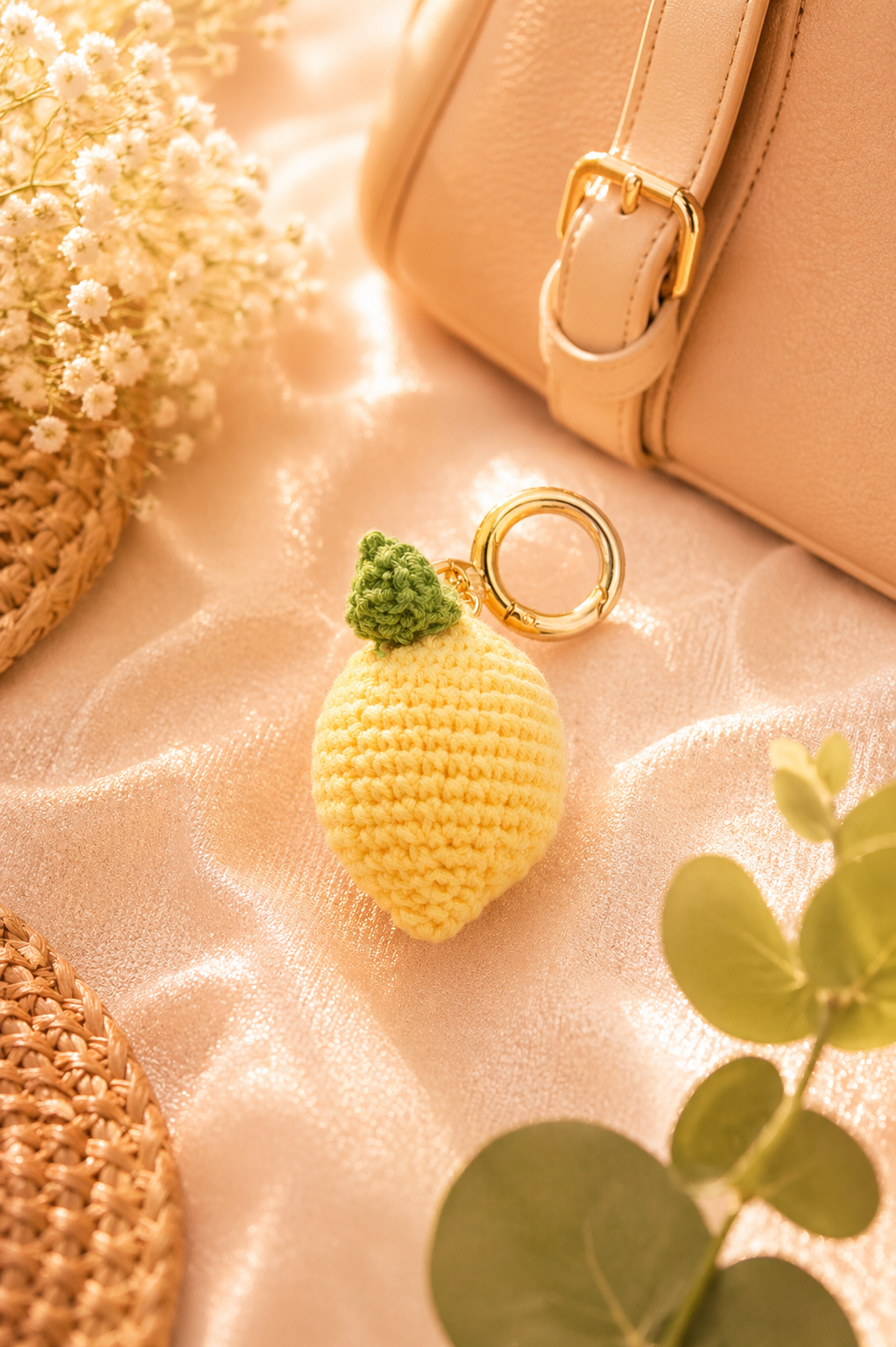Sweet Summer Fruit Charm Keychain – Peach, Cherry & Lemon Crochet Clip