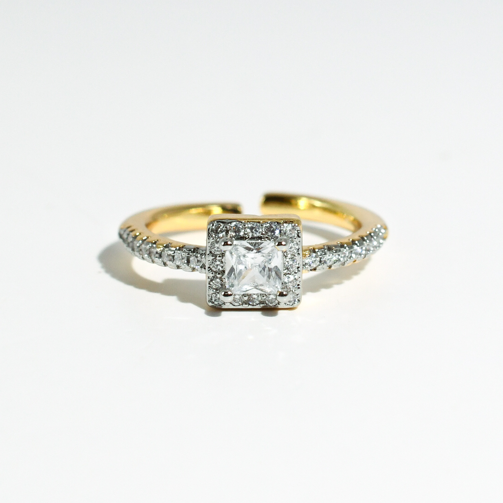Timeless Glow Ring