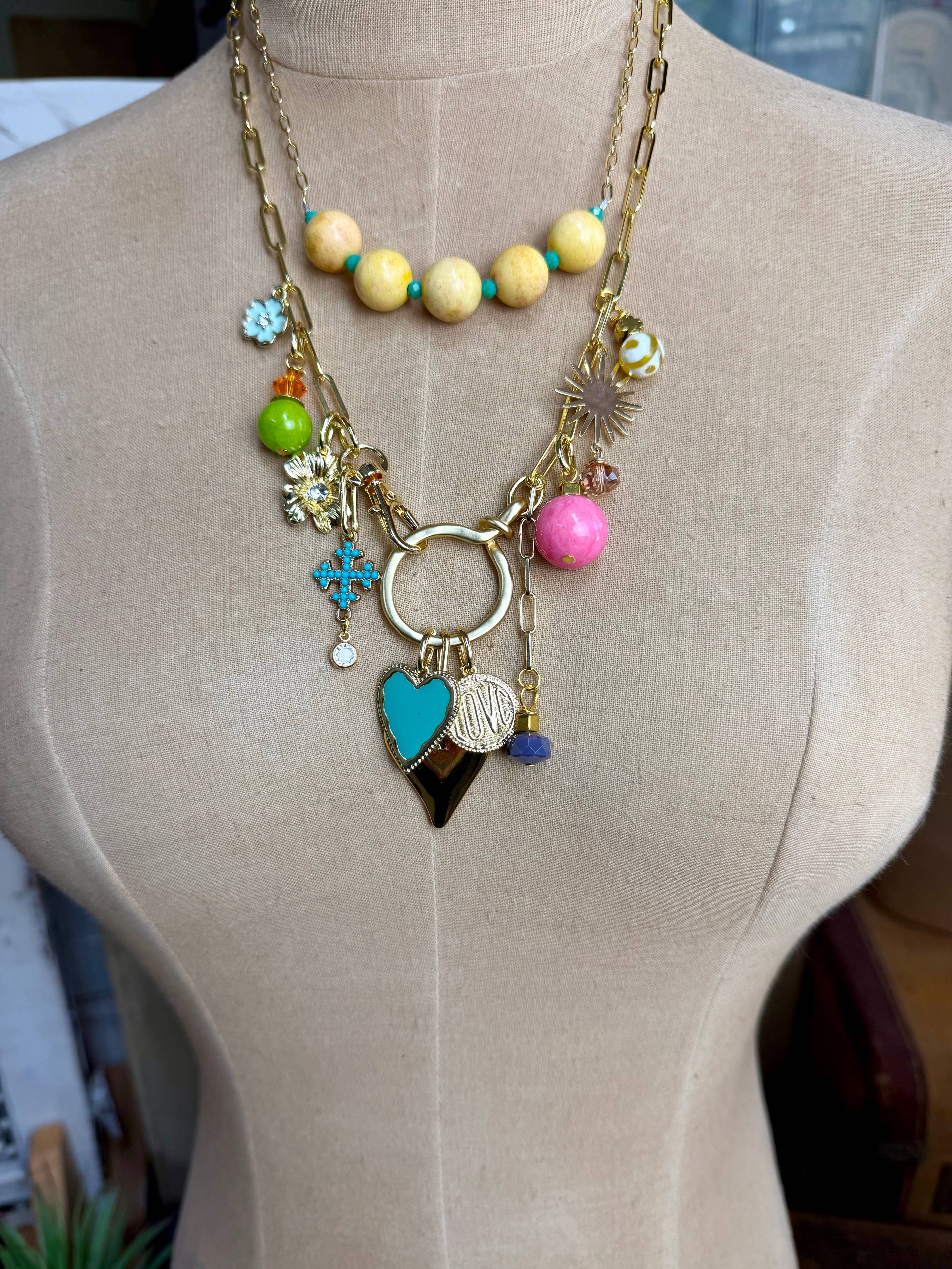 Colorful Roulette Charm Neck