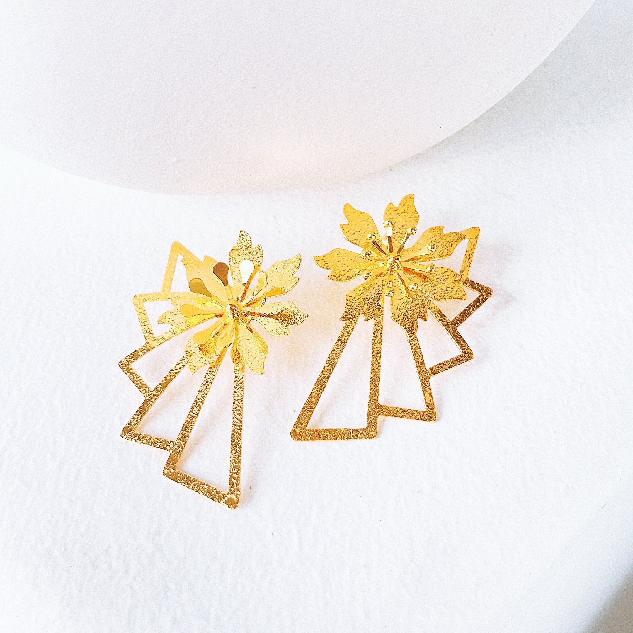 Bloom stud